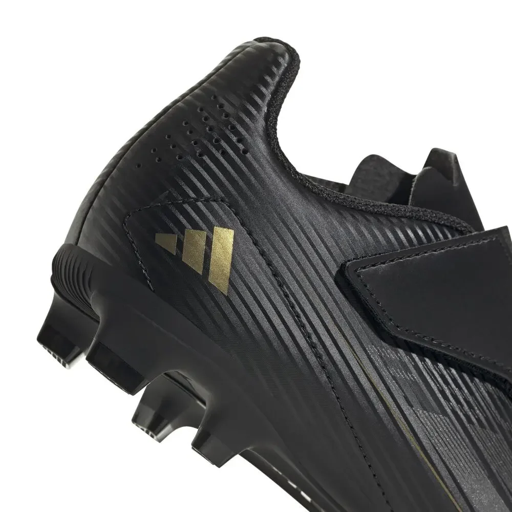 adidas traction feature 5k